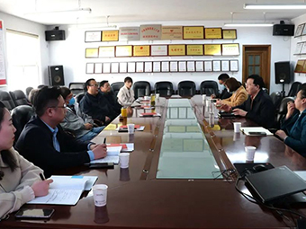 盧洪波董事長(cháng)一行赴河南省建筑業(yè)協(xié)會(huì )混凝土分會(huì )參觀(guān)交流