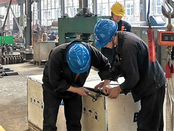 生產(chǎn)一線(xiàn)丨鄭州鼎盛干勁足，紅紅火火忙生產(chǎn)!