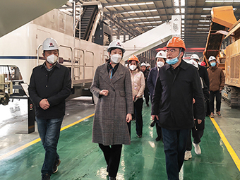 滎陽(yáng)市市長(cháng)一行蒞臨鄭州鼎盛視察工作